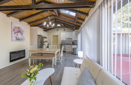 Fair Oaks House | NEW Luxury 3B/2B in Menlo Park - near Stanford, FB