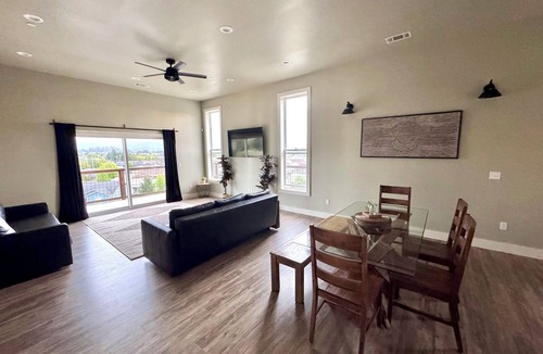 Rohnerville House | New Modern Home with Ping Pong and a View!