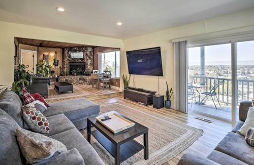 Hayward House | NEW! Serene Home w/ Fireplace, Grill, Bay Views!