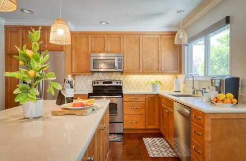 Santa Rosa House | NEW! Wine Country 3BR Hot Tub BBQ Firepit