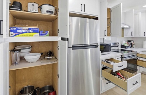 South San Jose House | Newly remodeled home 3/2 baths/free Wi-Fi/washer/dryers/parking in San Jose