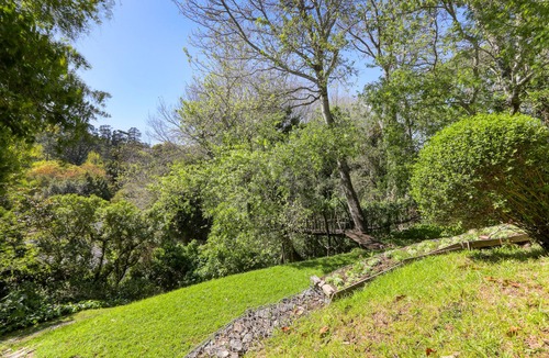 Constantia House | Newly renovated 6 bedroom, 6 bathroom Constantia home. Breathtaking views.