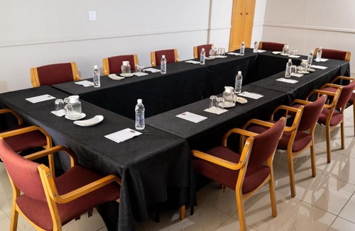 Klerksdorp Hotel | Ngwenya City Hotel