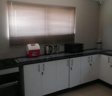 Greater Johannesburg Metropolitan Area House | Nibahle Majuba Guest House
