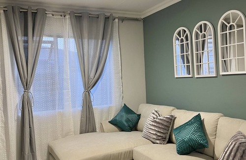 Greater Johannesburg Metropolitan Area Apartment | Nice & quite place , next to jabulani mall