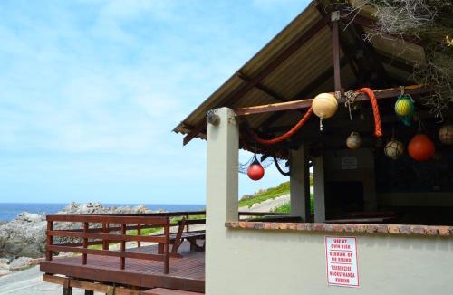 Eersterivierstrand House | Nine-ohh Skuitbaai