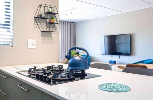 Langebaan Apartment | Nivica 46 Luxury Apartment with Sea View. Close to beach and amenities.