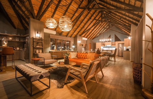 Pilanesberg National Park Cabin | Nkala Safari Lodge