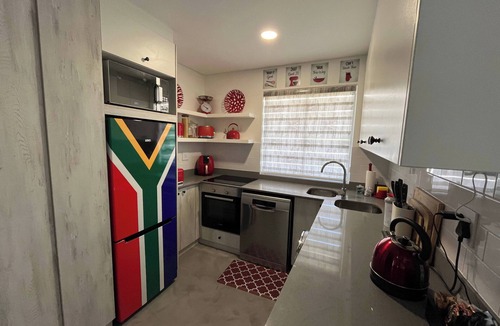 Mossel Bay Apartment | No Loadshedding Luxury apartment with AC in Mossel Bay