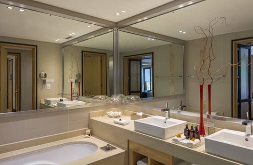 Summerstrand Hotel | No5 Boutique Art Hotel by Mantis