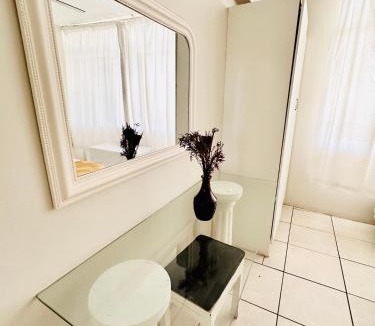 North Beach Apartment | Nomacurvy beach front accommodation