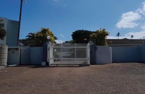Ramsgate Beach Apartment | Nomads Nook 7 Sea view 6 Sleeper
