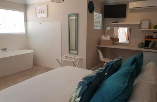 Waterkloof Glen Apartment | NOOii Open Plan Room