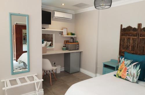 Waterkloof Glen Apartment | NOOii Open Plan Room