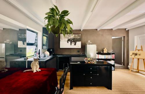Kareeberg House | Noordhoek BodyWellness