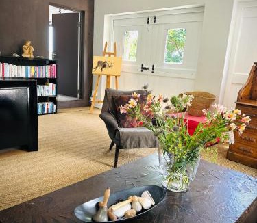 Kareeberg House | Noordhoek BodyWellness