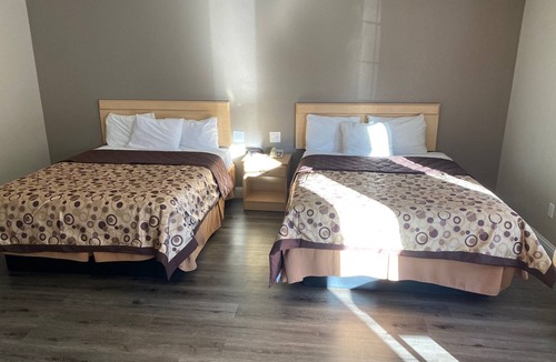 North Junior College Neighborhood Association Hotel | North Bay Inn Santa Rosa