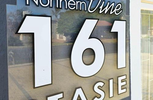 Trawal House | Northern Vine Guesthouse B&B Self-catering