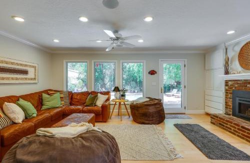 Novato House | Novato Getaway: Pool, Hot Tub, Near SF Bay!