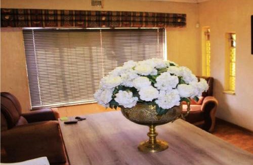 New Redruth House | NSK GUEST HOUSE