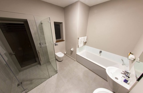 Summerstrand Bed & Breakfast | Ocean Bay Guest House