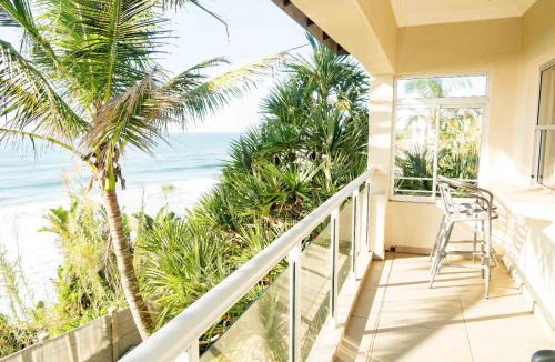 Shaka's Rock Apartment | Ocean Gorge Seafront Accommodation