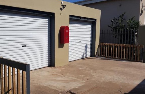 Zinkwazi Beach Apartment | Ocean rush Seagull