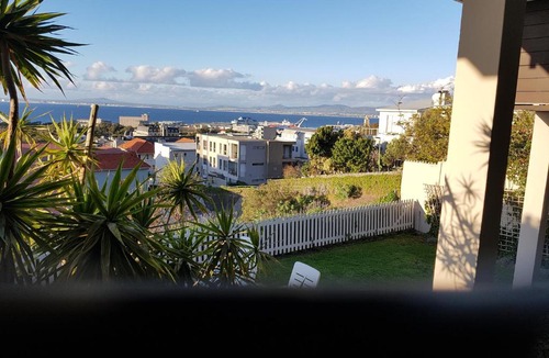 Green Point House | Ocean View Gardens