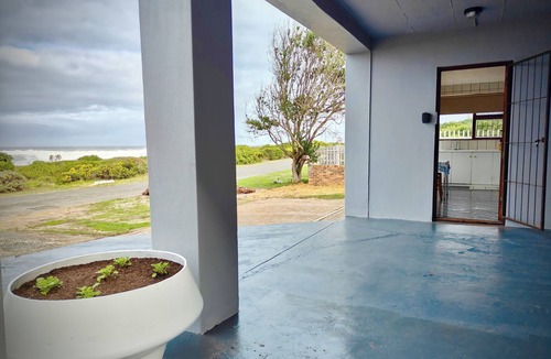 Sandbaai Apartment | Ocean View Hermanus Apartment Near Whale Watching & Cliff Path