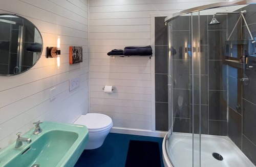 Bolinas Bed & Breakfast | Ocean View, Self/ck in Gallery Guesthouse gallery w/t deck & private parking