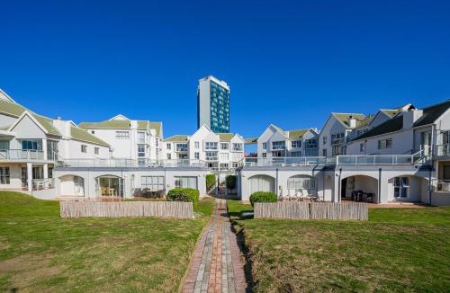 Pollok Beach Apartment | Ocean Whisper At 42