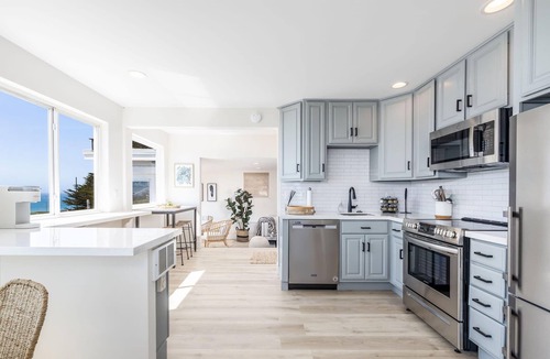 Moss Beach House | Oceanfront Coastal Home w/Breathtaking Views – Hiking, Beaches & More
