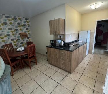 North Beach Apartment | Oceanic Durban