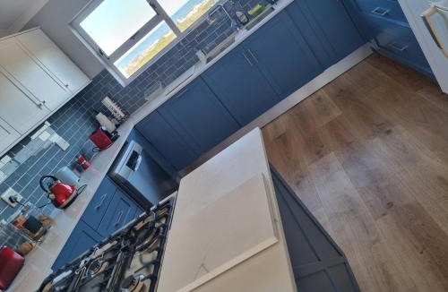 Betty's Bay Apartment | OceansCrest Seaview Apartment