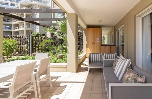 Victoria and Alfred Waterfront Villa | Oceanview Carradale 304 Villa