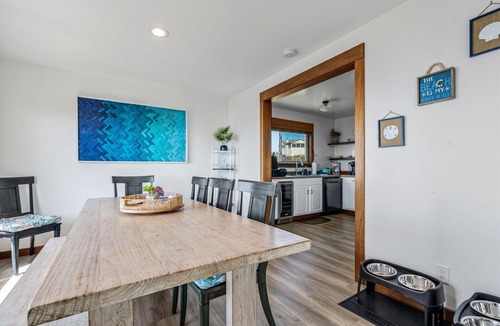 Dillon Beach House | Oceanview Playcation! Dillon Beach! Hot Tub & Fire Table~Agua La Vista