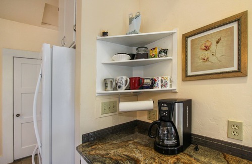 Albion House | Oceanview property with free WiFi, cable, private hot tub, & gas grill