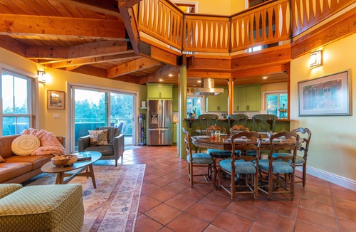 Sonoma County Cabin | Octagon Retreat Hot tub 5 min to River