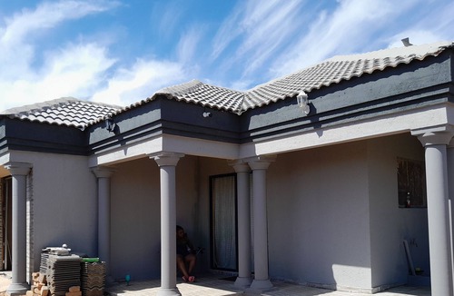 Mabopane Bed & Breakfast | odinburg guest house