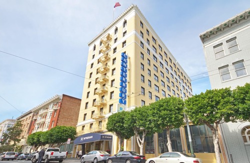 Lower Nob Hill Resort | OFFICIAL LISTING | Wyndham Canterbury at San Francisco 1BR Near Union Square