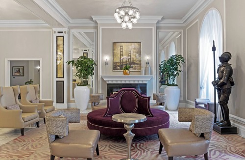 Lower Nob Hill Resort | OFFICIAL LISTING | Wyndham Canterbury at San Francisco 1BR Near Union Square