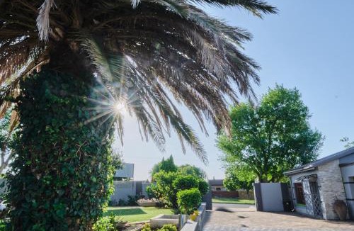 Evander House | Oleratong Guest House