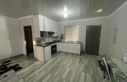 Berea Apartment | OlimG Stays