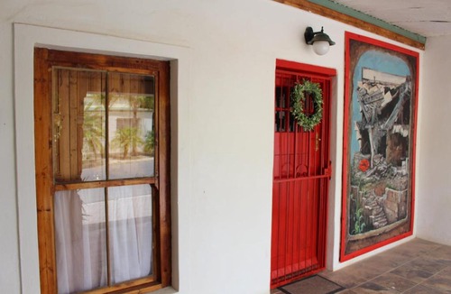 Riebeek Kasteel House | Olyfenhuis