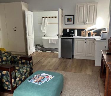 Eastcliff Apartment | On Musson