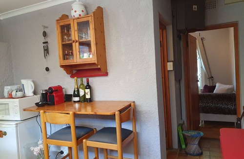 Newlands House | On Pinewood Guest House