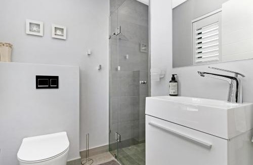 Sunset Beach Villa | On the Greens Villa