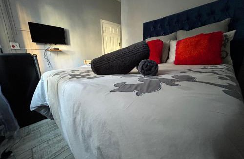 Parow House | On Wynne Guest House