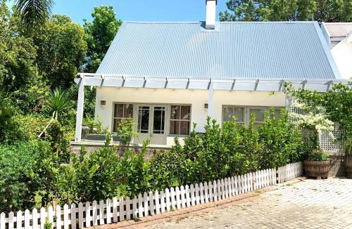 Somerset West House | One Oak Guest House