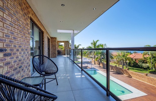 Umhlanga House | One on Chelsea - Five Bedroom House, Sleeps 10
